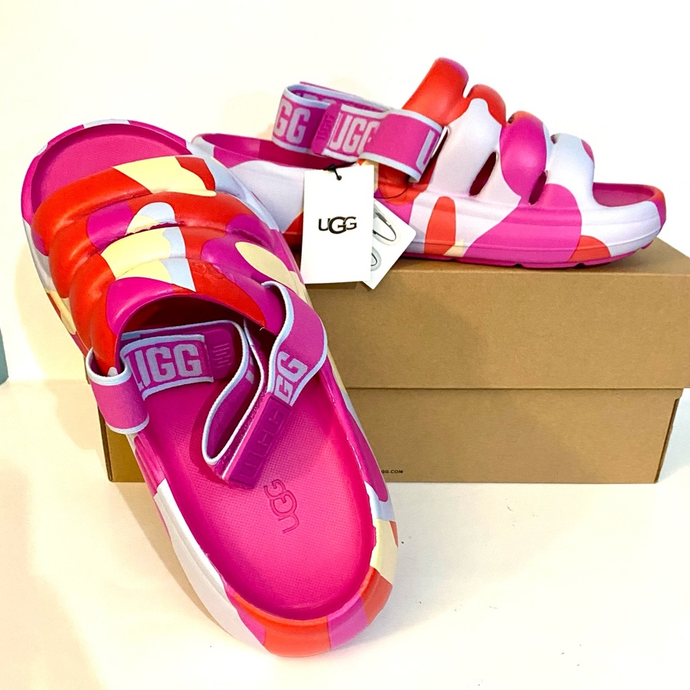 UGG Women’s Sport Yeah CamoPop Sandals